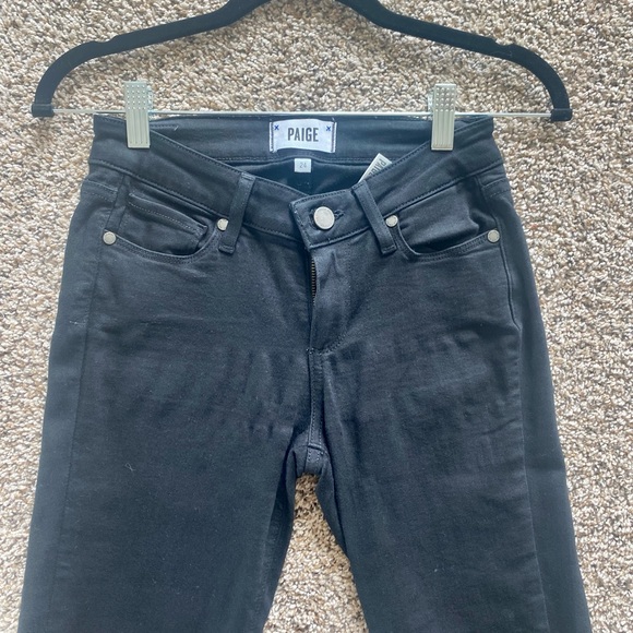 Black low rise skinny Paige jeans! - Picture 5 of 8
